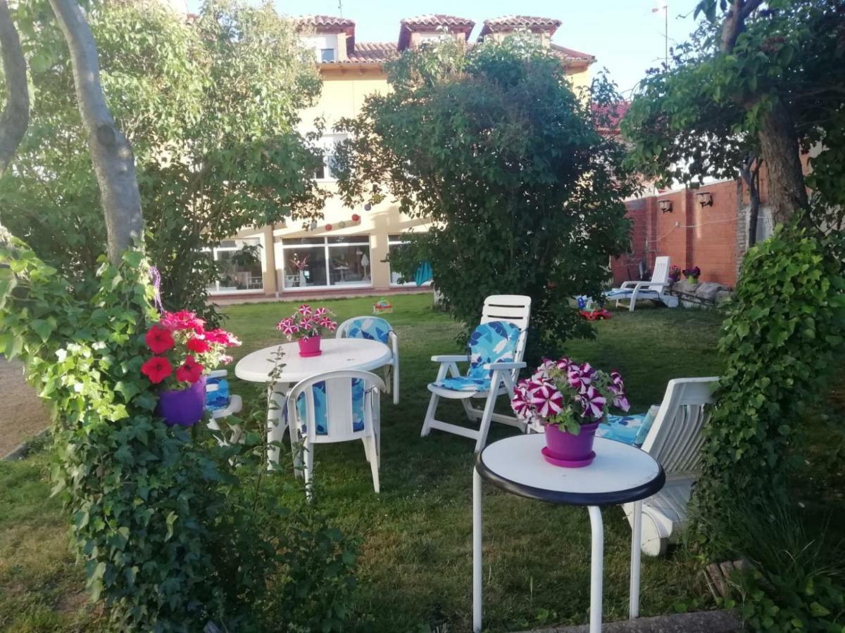 Villa Boleta A 5 Minutos De Leon, Casa Con Jardin San Andrés del Rabanedo Exterior foto